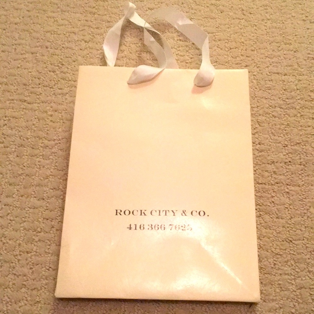 Rock City Paper Gift Bag 7-1/2”x10”x 4”